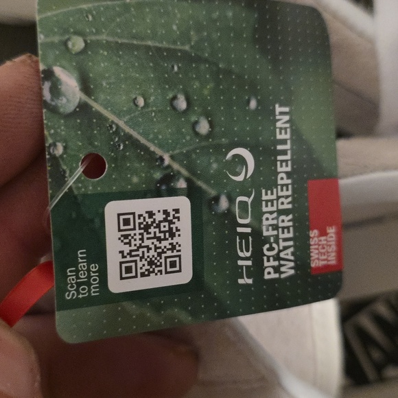 NWT Vans OLD SCHOOL, PIG SUEDE w/HEIQ SWISS WATER RESISTANT TECHNOLOGY SIZE 9 - Picture 3 of 7